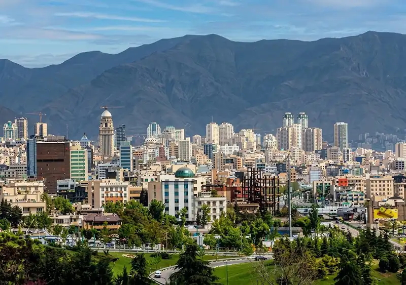 تصویری نمادین از تهران به عنوان مرکز فروش مواد شیمیایی